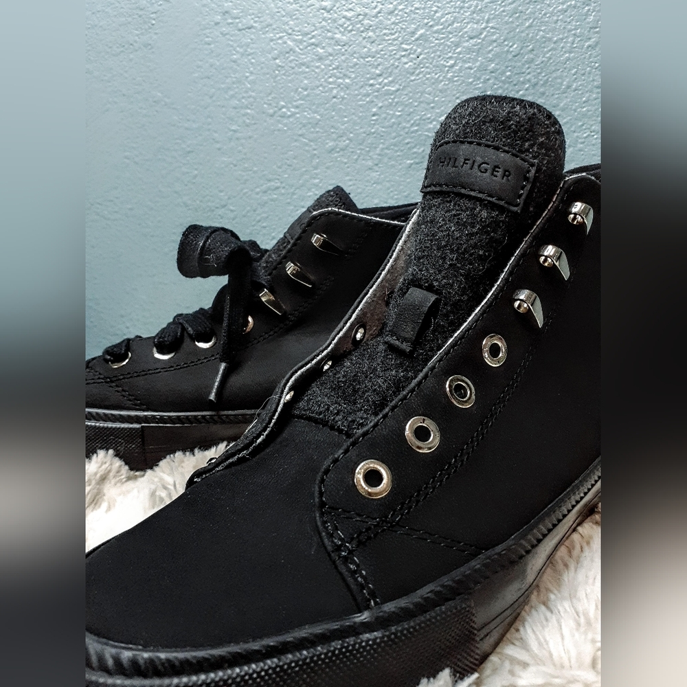 Tommy Hilfiger; Tadazia High Top Sneakers - Black/Dark Grey